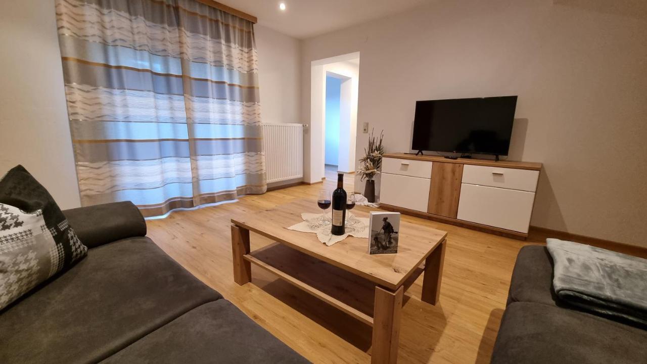 Appartement Alpenblick โกเซา ภายนอก รูปภาพ